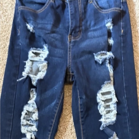 SHEIN Distressed Women’s Skinny Jeans Size 4 - Picture 2 of 9